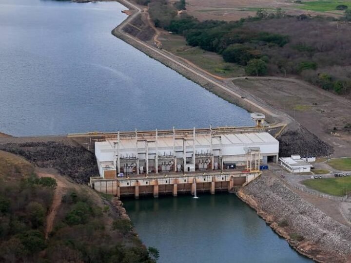 Brasil propõe exportar excedentes futuros de energia hidrelétrica para Argentina e Uruguai