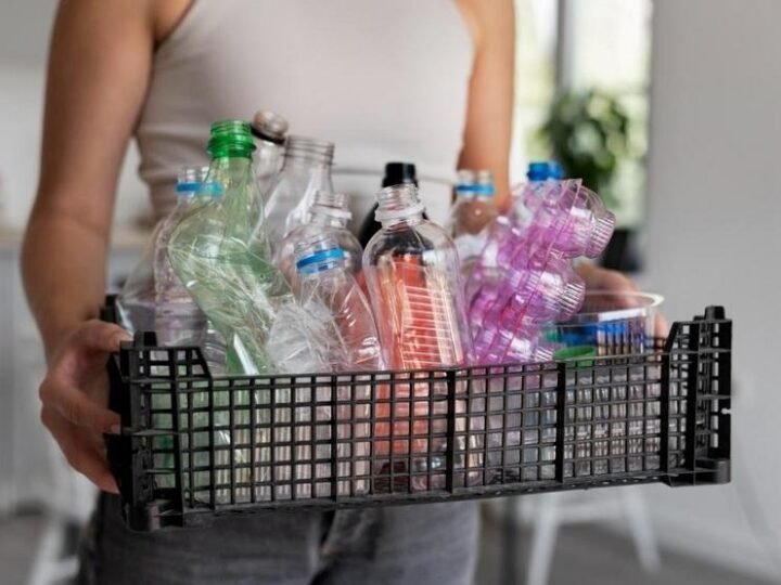 Brasil recicla apenas 8% dos resíduos e enfrenta desafios estruturais para aumentar o reaproveitamento Brasil recicla apenas 8% dos resíduos e enfrenta desafios estruturais para aumentar o reaproveitamento