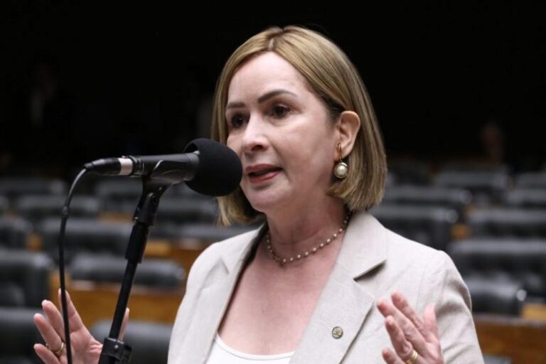 Câmara aprova programa urgente de apoio a escolas na adaptação ao clima