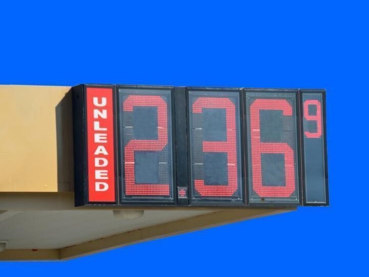 Choque Geopolítico Ameaça Elevar Preços de Energia em 24% até 2026