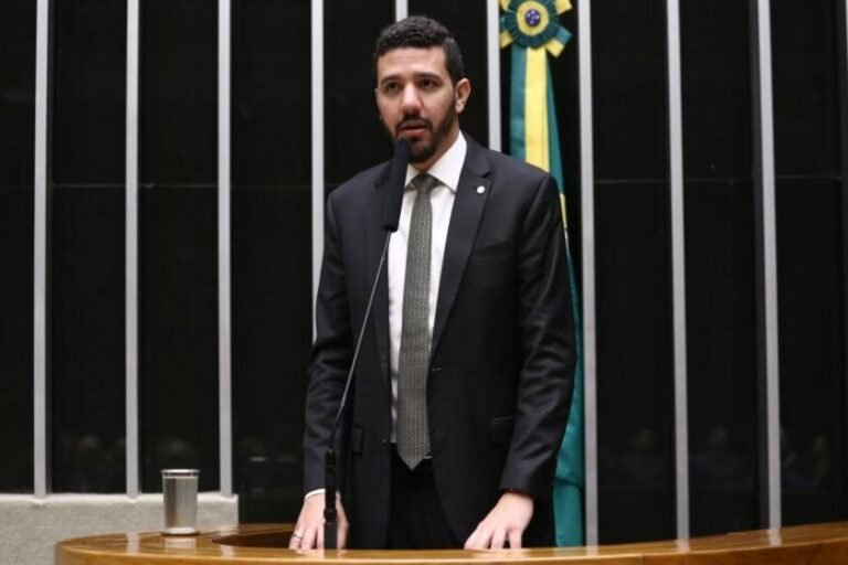 Combate a fraudes em combustíveis com dados fiscais