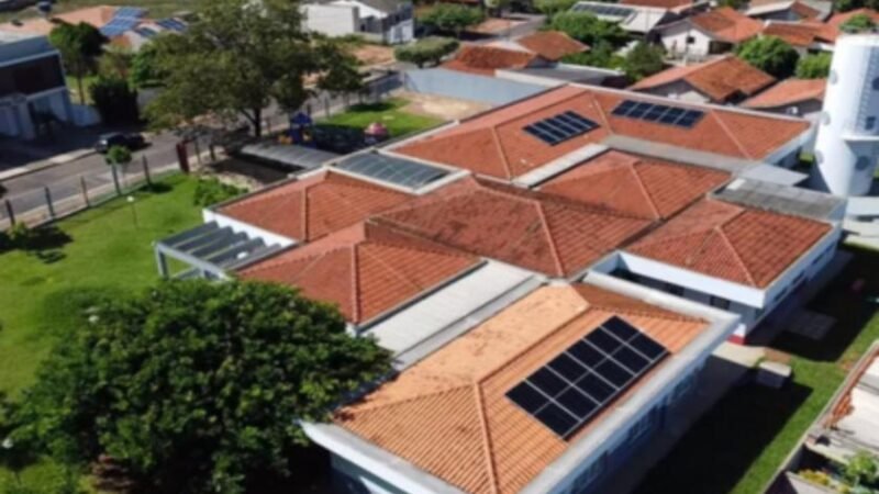 Energia solar chega a 200 escolas públicas do Paraná em projeto de R$ 23 milhões