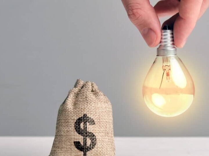 Ganhar dinheiro com energia por assinatura: quanto dá para faturar na prática?