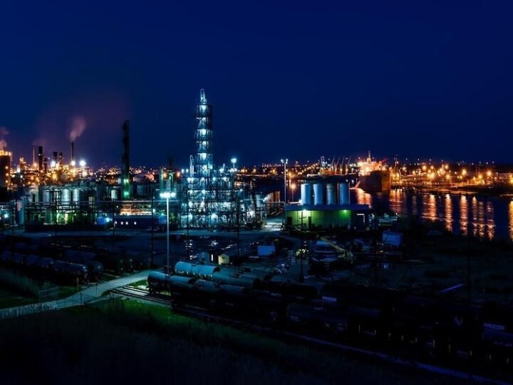 Indústria brasileira cresce 0,9% em fevereiro