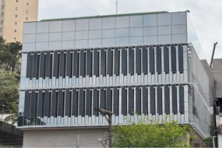 Inoxpar 40 anos liderando fixação solar entrevista exclusiva Portal Brasil Solar