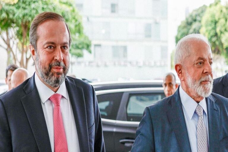 Lula convoca reunião para resolver impasse sobre minerais críticos e estatal Terrabras