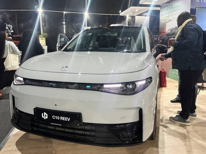 “Montadoras Ocidentais Aumentam Autonomia de Carros Elétricos com Tecnologia de Extensão”