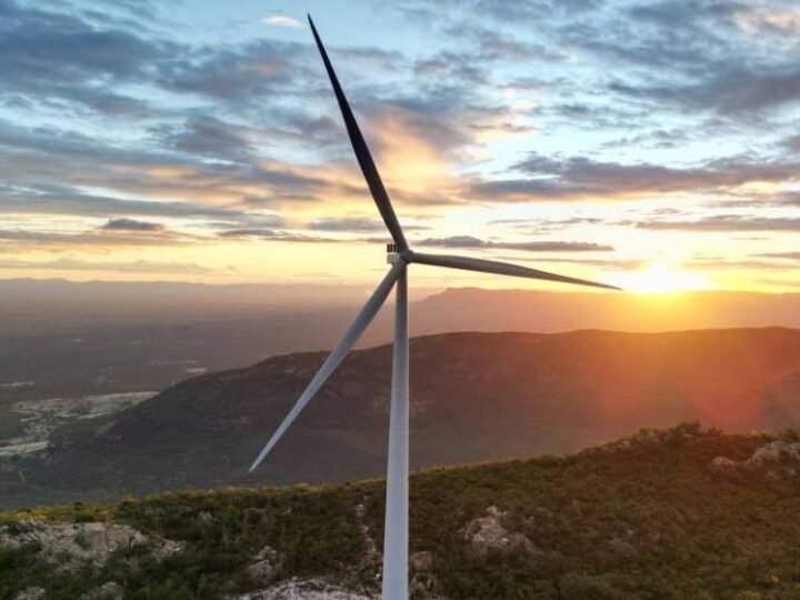 Plano Nacional de Transição Energética prevê expansão de fontes renováveis e baterias até 2029