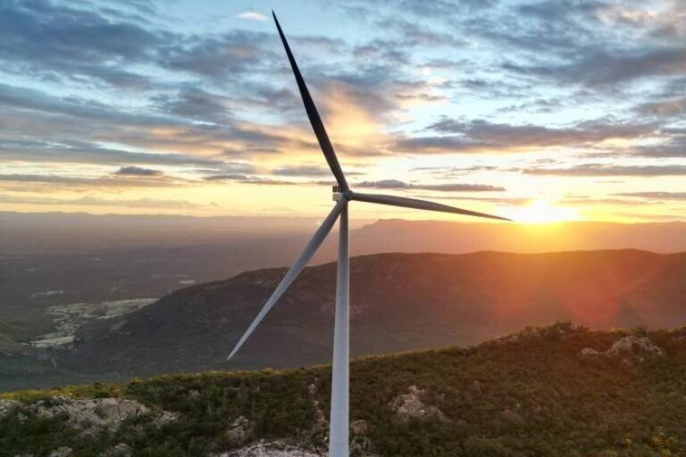 Plano Nacional de Transição Energética prevê expansão de fontes renováveis e baterias até 2029