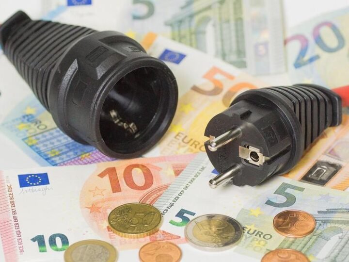 TCU mantém leilão 2026, abre investigação por irregularidades em geradoras de papel TCU mantém leilão 2026, abre investigação por irregularidades em geradoras de papel