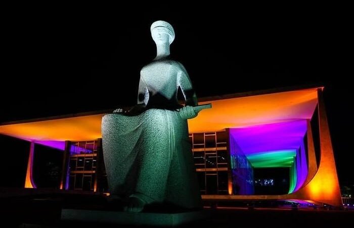 Advogada lança livro sobre participação em processos no Supremo Tribunal Federal