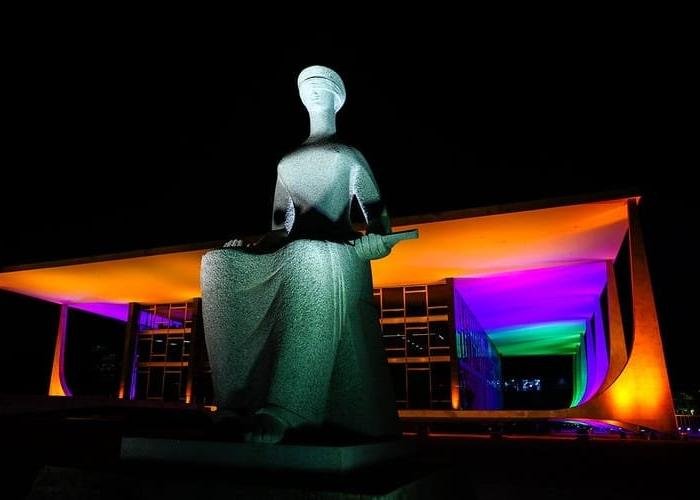 Advogada lança livro sobre participação em processos no Supremo Tribunal Federal Advogada lança livro sobre participação em processos no Supremo Tribunal Federal