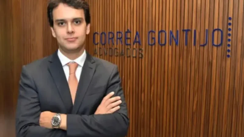 Advogado de esquerda surpreende ao abandonar defesa de senador do Centrão