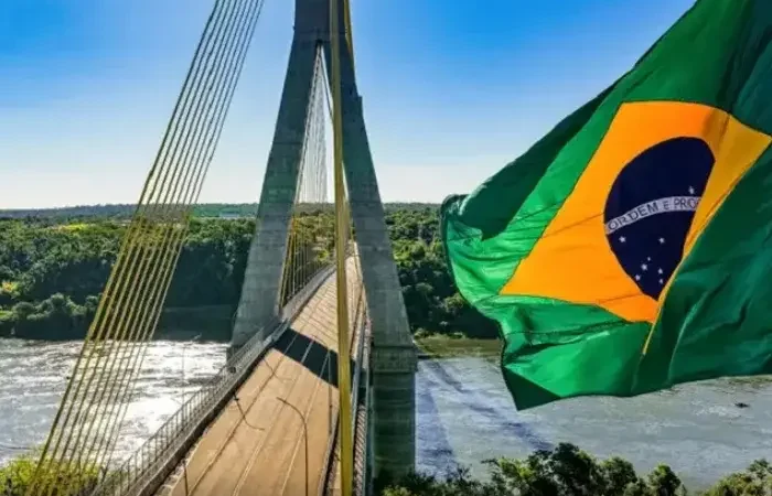 Alto peso fiscal empurra negócios para o Paraguai