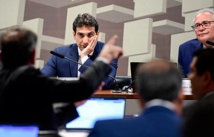 BC confirma vantagem indevida por dois ex-diretores