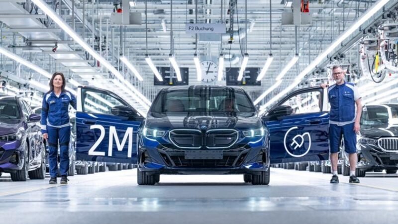 BMW Group produz seu veículo totalmente elétrico de número 2 milhões