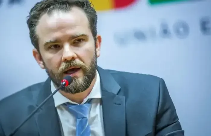 Durigan marcará presença no G7 em Paris