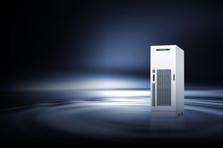 Huawei aposta em armazenamento inteligente de energia com lançamento do novo BESS de 241 kWh