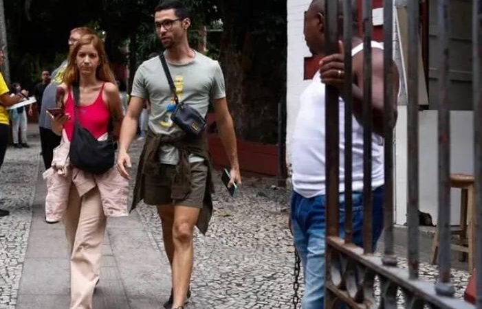 Iniciou a corrida contra o relógio para garantir o melhor desempenho no Exame Nacional do Ensino Médio