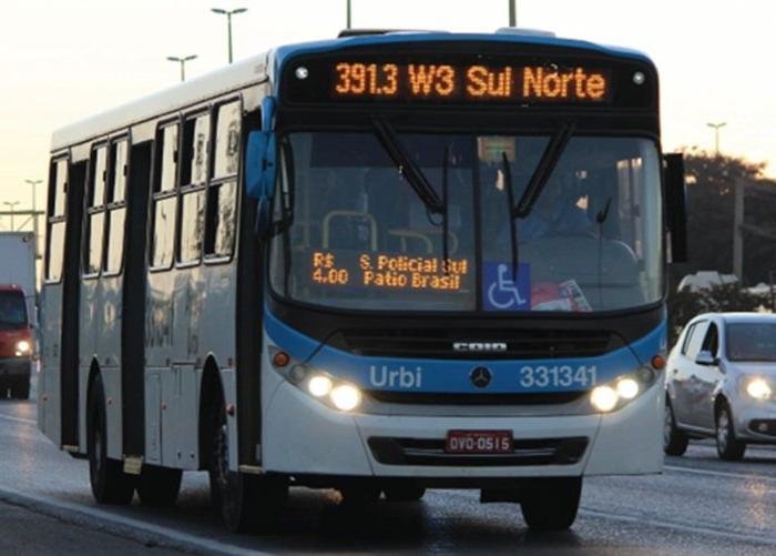 Ônibus é alvo de ataque envolvendo ex-funcionários da Urbi