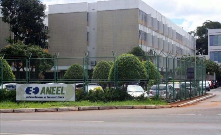 Bandeira tarifária amarela é mantida para contas de luz em junho