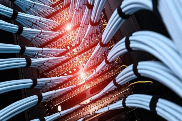 Brasil Perde Foco enquanto Mundo Investe Bilhões em Infraestrutura Digital e Data Centers