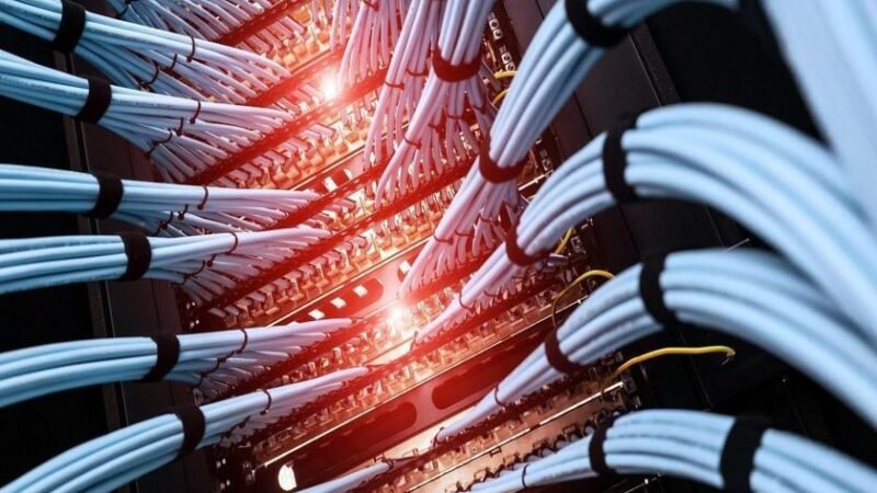 Brasil Perde Foco enquanto Mundo Investe Bilhões em Infraestrutura Digital e Data Centers