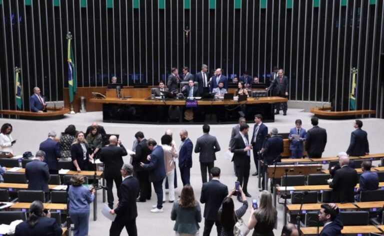 Câmara votará projeto para incentivar indústria de fertilizantes e reduzir dependência de importações
