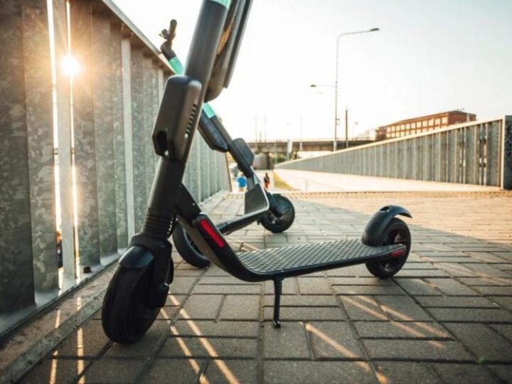 Comissão discute regras para segurança de veículos elétricos leves em circulação nas cidades