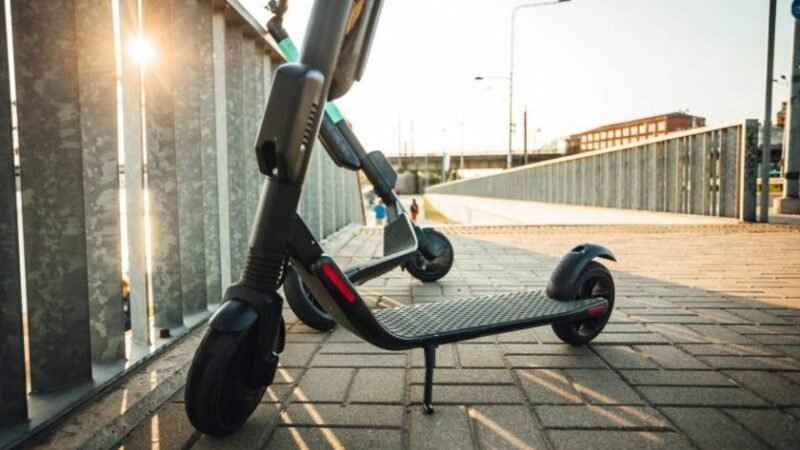 Comissão discute regras para segurança de veículos elétricos leves em circulação nas cidades