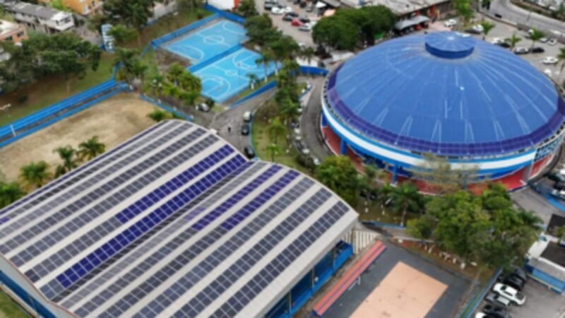 Cotia avança na transição energética com quatro novas usinas solares inauguradas