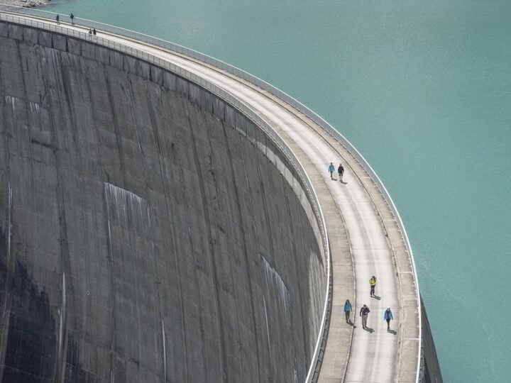 El Niño eleva risco de tarifas mais altas e expõe vulnerabilidade do setor elétrico