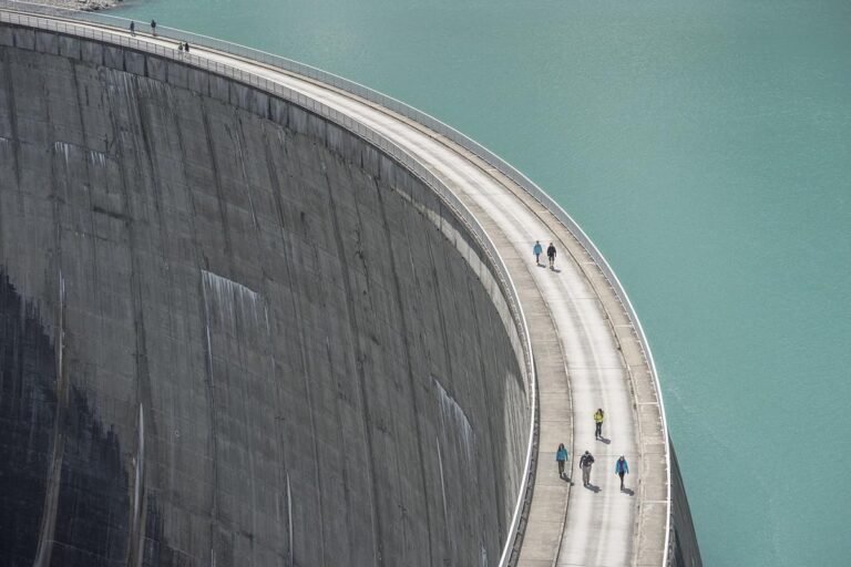 El Niño eleva risco de tarifas mais altas e expõe vulnerabilidade do setor elétrico