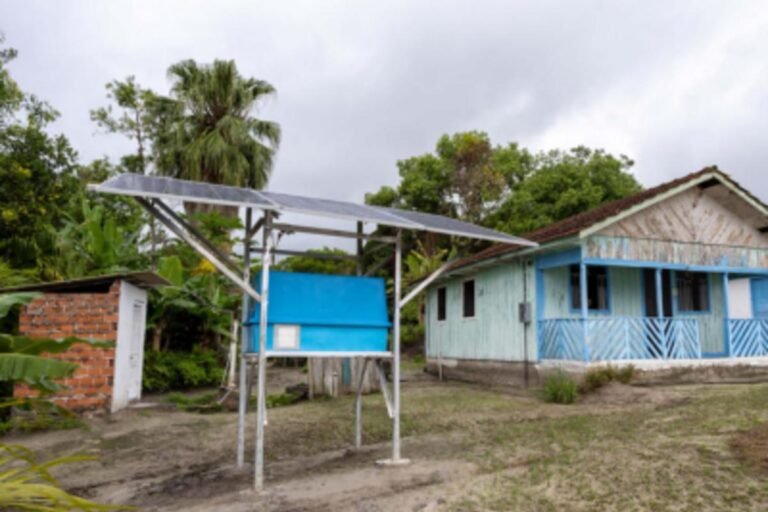 Energia Solar chega a 215 comunidades isoladas do Litoral do Paraná