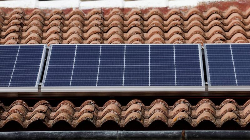 Espanha investe 9 bilhões de euros em transição energética para moradias vulneráveis