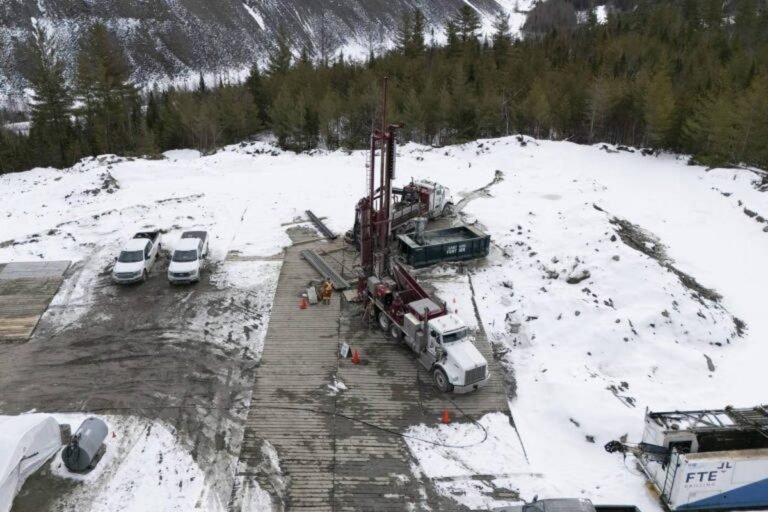 Hidrogênio Geológico: O Futuro da Energia Limpa Está no Subsolo