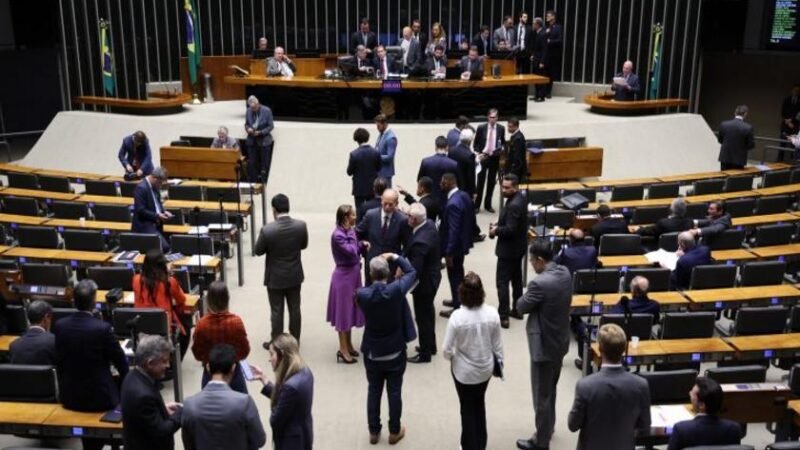 Incentivos federais de R$ 5 bilhões para indústria de minerais críticos no Brasil