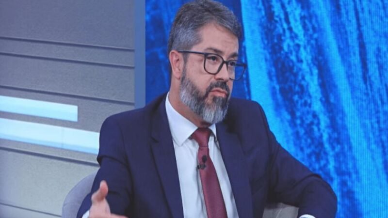 Indústria elétrica brasileira enfrenta desafios globais de oferta e demanda de equipamentos