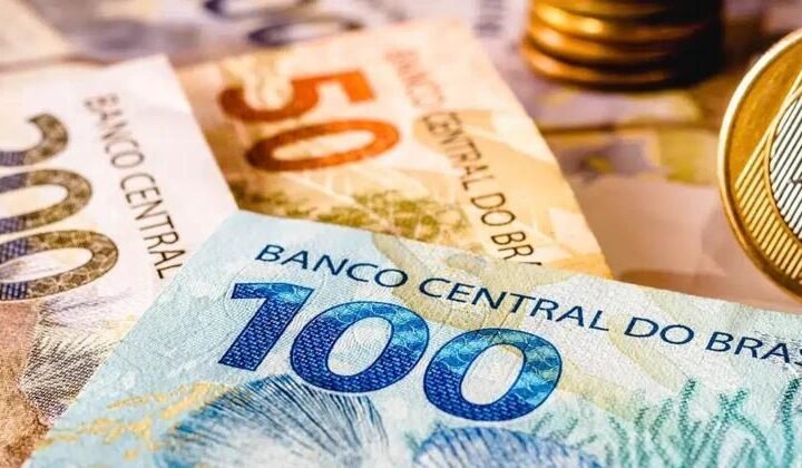 Investimento em usina solar: tempo de payback e retorno financeiro