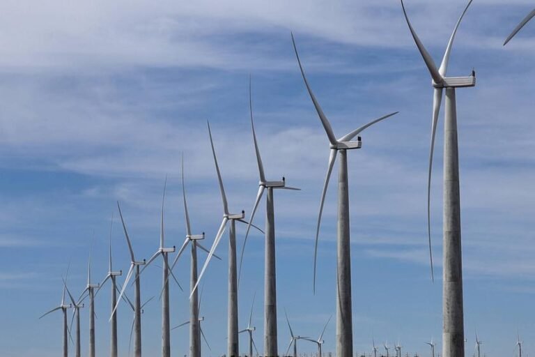 Investimentos em Energia Limpa Aceleram após Conflito Internacional.