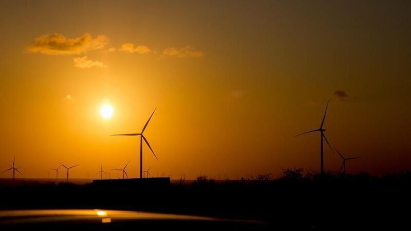 Novo PAC amplia portfólio de projetos solares e eólicos no Brasil
