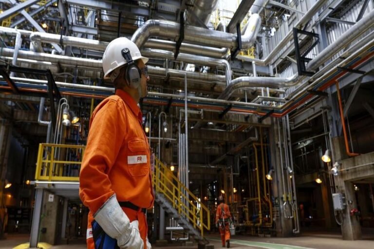 Petrobras bate recorde de produção de diesel na Abreu e Lima em abril