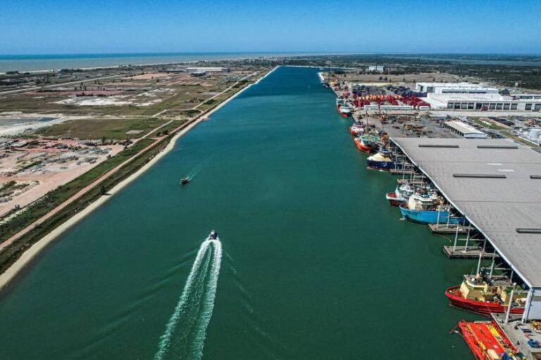 Porto do Açu planeja se tornar hub de hidrogênio verde e data center