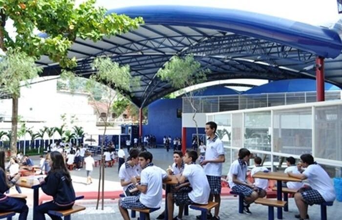 A bolsa de estudo da escola: uma oportunidade de futuro
