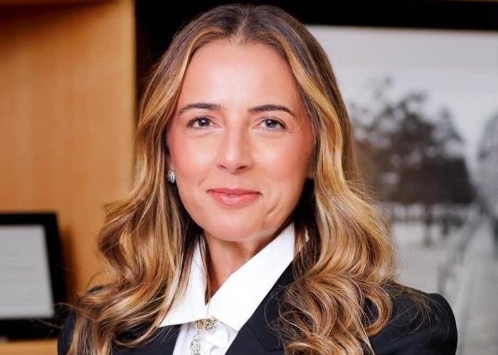 Advogada assume liderança da diretoria corporativa da TIM Advogada assume liderança da diretoria corporativa da TIM