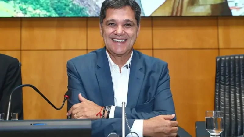 Encontro Decisivo: Ferraço e Bancada se Reúnem com Ministro em Brasília