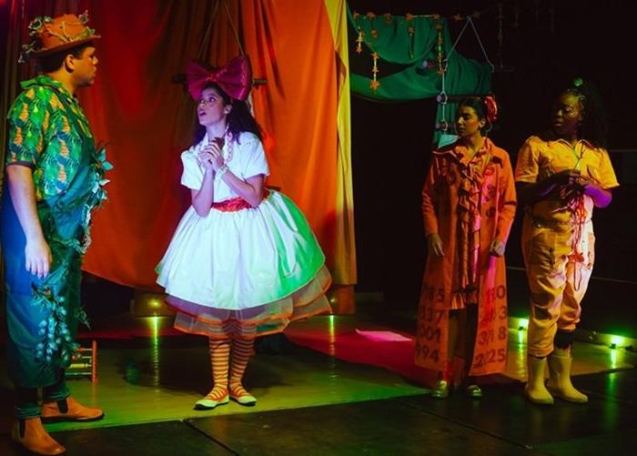 Escola em Jardim Botânico se Enche de Colorido com Espectáculo Infantil e Oficinas Vivenciadas