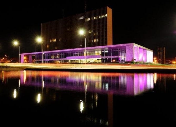 Gastos e nomeações estão paralisados no Governo do Distrito Federal