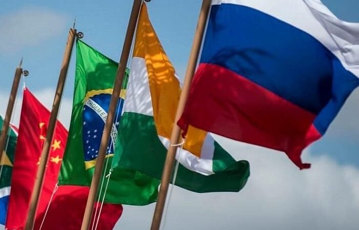 Os Mercados Emergentes em Movimento: Descobrindo as Oportunidades de Negócios dos Brics