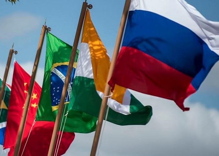 Os Mercados Emergentes em Movimento: Descobrindo as Oportunidades de Negócios dos Brics